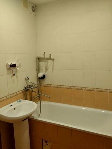 Сдам квартиру 3 кімнатну