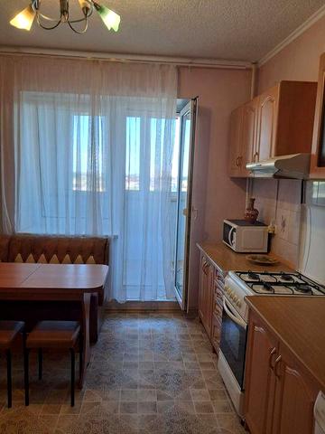 В продаже просторная 1-комнатная квартира в новом кирпичном доме на Ак.Сахарова! ЖК Дубки