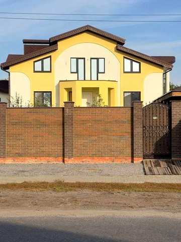 Для проживання та ведення бізнесу Центр міста Гарна локація