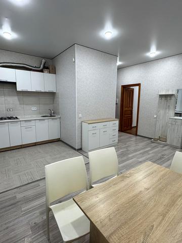 Футуристів пров., 9