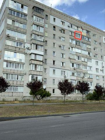 Продам 3-х кімнатну квартиру на набережній