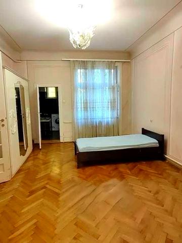 Оренда 3-кімнатної квартири, Центр міста, вул. Університетська