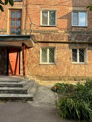 Продам 3-кімнатну квартиру