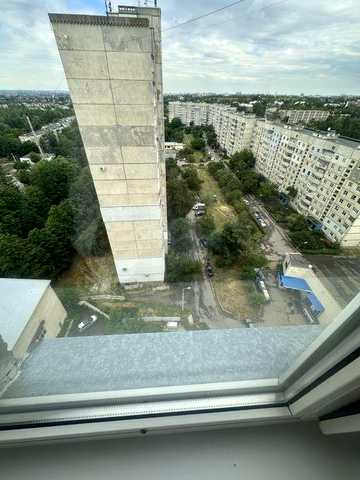 3к драгомиривська  4 епицентр  продам