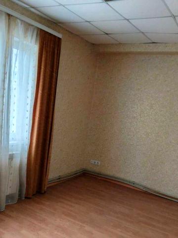 Без комісії. Продаж 2-кімнатної квартири площею 42 м², район Лікарні