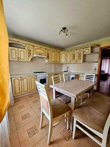 Продаж 2 к квартири,  вулиця Галицька.
