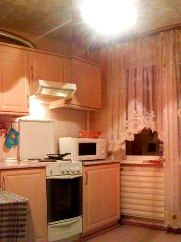 Продам 1 кімн. метро Деміївська 5 хвилин пішки
