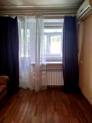 Срочно продам! м Дворец Спорта,1 ком. кв.с ремонтом