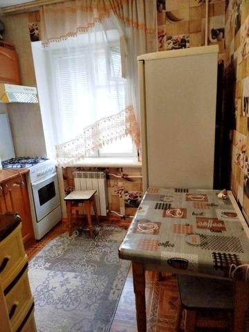 метро Голосіївська, Деміївська