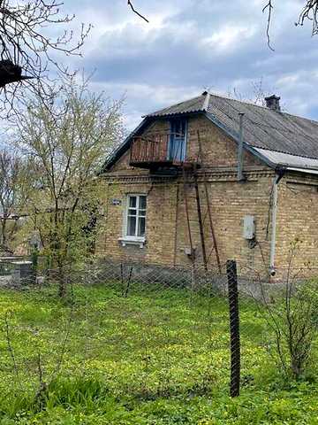 Продаж 3к Дім Вишнева вулиця