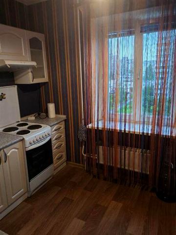 Здається 2х кімнатна квартира. Троєщина