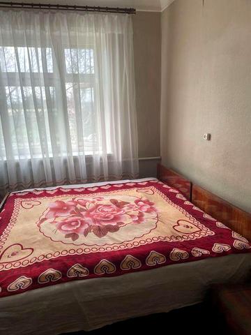 Сдам 2 кім на Привокзальній ( район Барси)