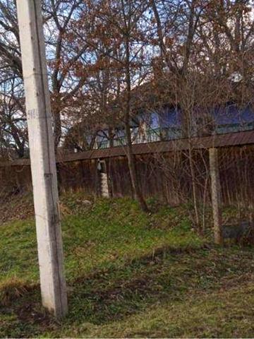 Будинок з ділянкою в селі Рудники
