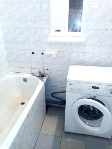 Продам 3-кімнатну квартиру під ремонт з меблями та технікою, Гадяч