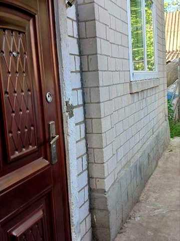 Продається будинок в м. Чигирин в р-ні церкви. 37000 у.о.