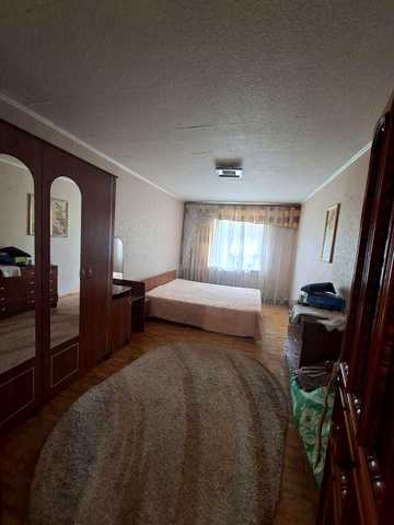 Продам 3х кімнатну квартиру/ 1 поверх/5,з балконом,вул.Сонячна