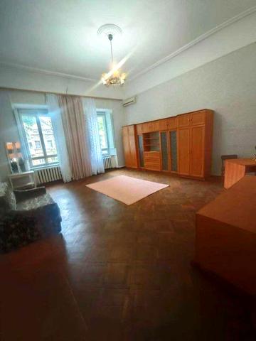 Сдам 2х комнатую в центре Одессы на Дворянской