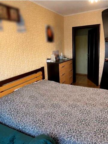 Продаж 3 кімнатної квартири м.Сарни район автовокзалу
