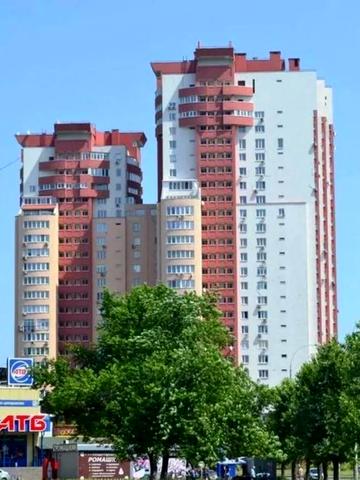 Павла Тичини просп., 18-Б