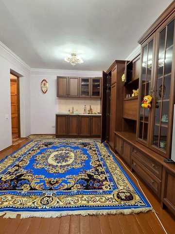 Продається 2 кімнати в СІМЕЙНОМУ гуртожитку 45м2! КОМАРОВА (ЧЕРЕМОШ), СВІЙ САНВУЗОЛ ТА МІНІ КУХНЯ, меблі та техніка залишаються, без податку!