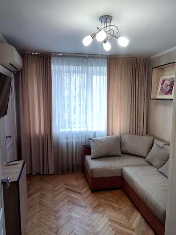 Академіка Корольова вул., 6-А
