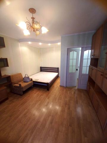 Проспект Космонавтів, 47а