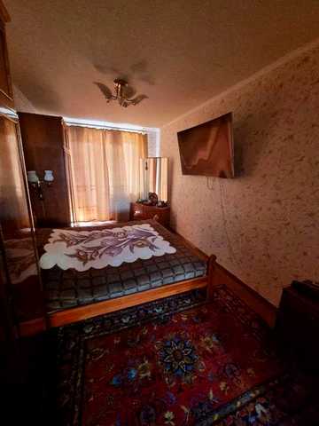 Продам власну 5-ти кімнатну квартиру на лівому березі м.Кам'янське 6 поверх 9 порхового будинку