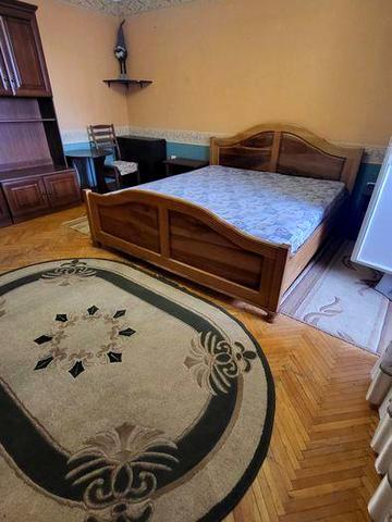 Сдаєтся 3 кімнатна квартира по вул.Пулюя 5а