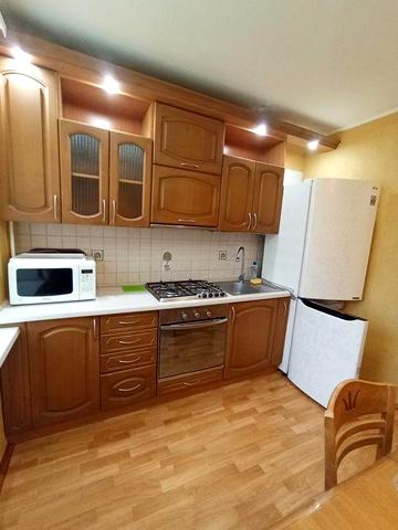 Сдам 3-х из.квартиру на Холодной горе Залютино