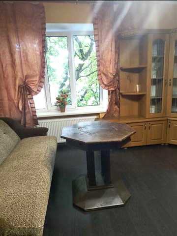 (5) Продам 3к квартиру на вул.Грушевського 3979