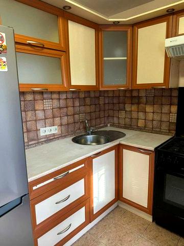 Здається простора 1-к квартира (56 м²) в с. Святопетрівське