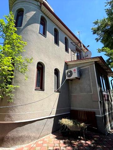 Заміський будинок в мальовничому місці Китайгород гора Калитва (Царичанка)