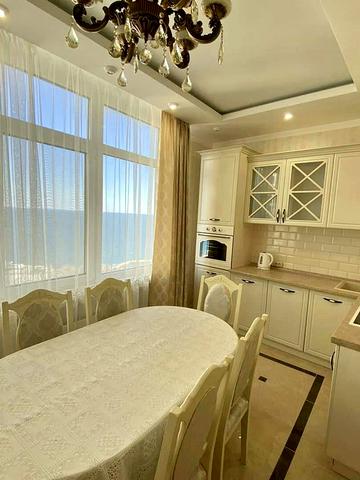 Валерія Самофалова вул. (Каманіна), 16