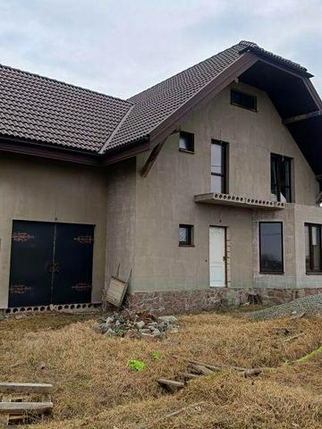 Продаж будинку. Новобудова