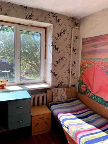 Продаю двокімнатну квартиру  "чешка"( р-он Пашини)