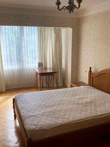 метро Житомирська. Оренда 1-кімнатної квартири.