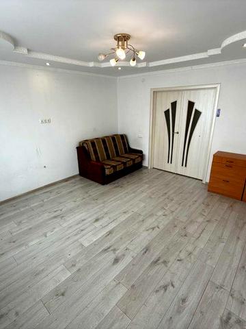 Продаж 1 кім. квартири 46 м. кв. м. Новояворівськ!