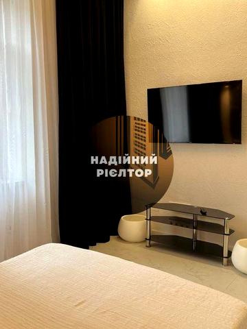 Оренда 3-кімнатної квартири в самому центрі Чернівців