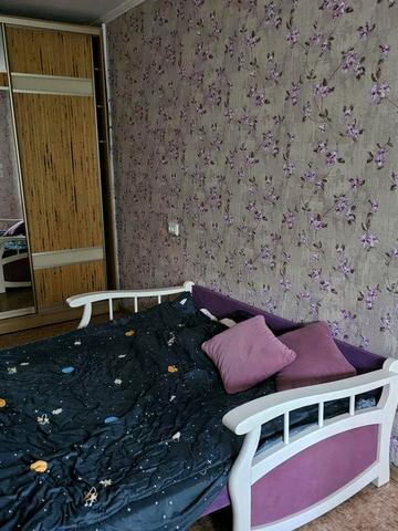Продам 1 к 2/9 1 Тавріческий Карбишева