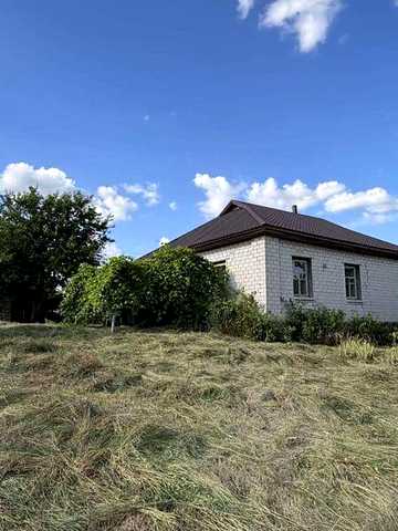 Продаж 3к Дім вулиця Першотравнева