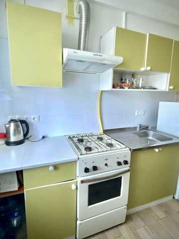 Продаж2 кім  вулиця Повітряна