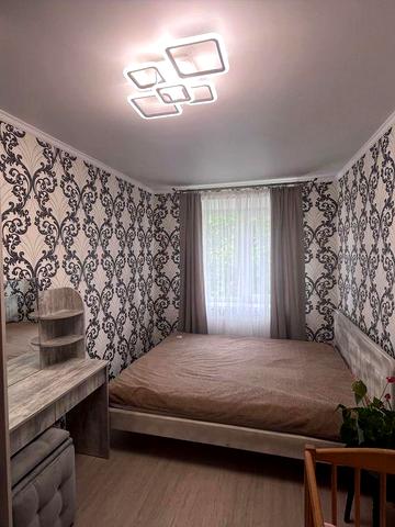 2-кімнатна квартира, м. Овруч