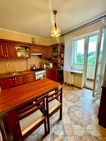 Довгострокова оренда 3х кімнатної квартири по вул.Освицька,19 (Сихів)