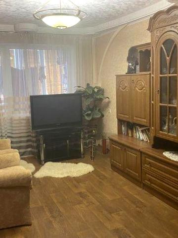Сдаю 2х квартиру на Тополе