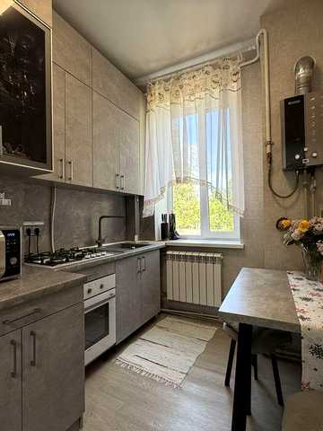 Продам 3 кім квартиру в центрі міста, комісія 0%!