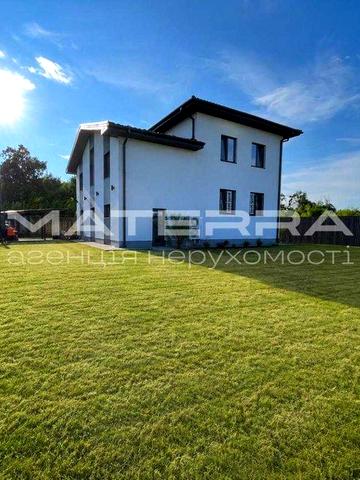 Продам котедж з авторським РЕМОНТОМ! 225м2 9 соток на закритій терито