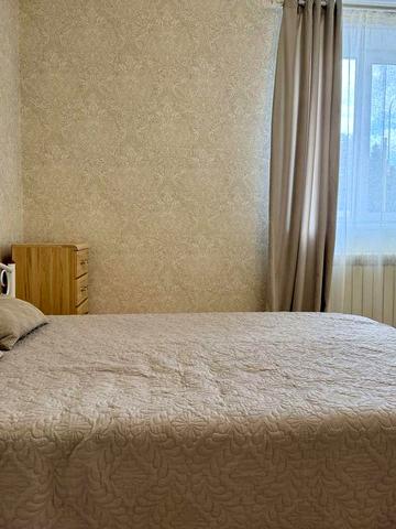 БЕЗ комісії! Затишна 1-кімнатна квартра, газ, балкон, 1й поверх над комерцією