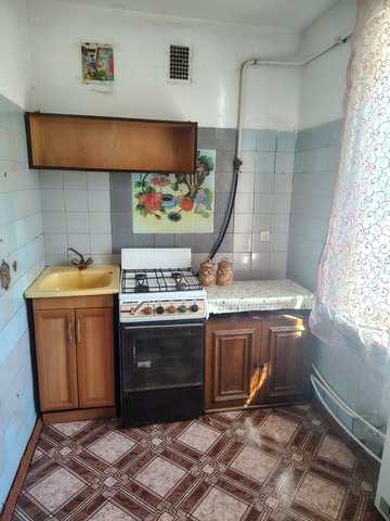 Продається  однокімнатна квартира .