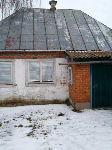 Будинок в селі 30 км. від міста Суми.