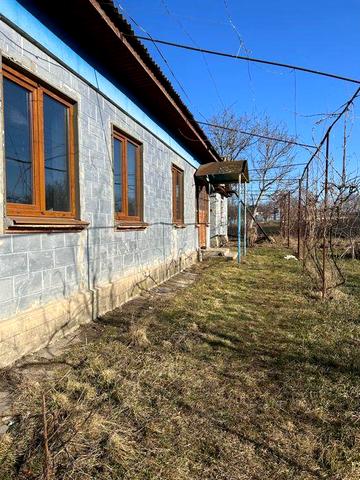Продається житловий будинок у смт Завалля, 150 метрів до річки Південний Буг.
